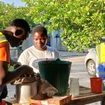 AVS promove capacitação em fogões ecológicos no Macuti